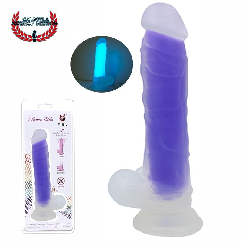 Dildo Sexo Anal o vaginal Fluorescente 20 cm NV Toys dildo Morado con base de Succión